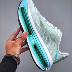 M+ Nike Vomero Premium 'Green Blue' Sneaker Shoe Size